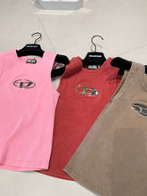Load image into Gallery viewer, D Tank Tops