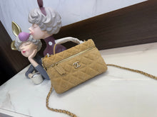 Load image into Gallery viewer, CC Textured Crossbody Bag