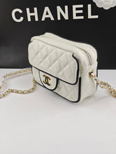 Load image into Gallery viewer, CC Crossbody Bag