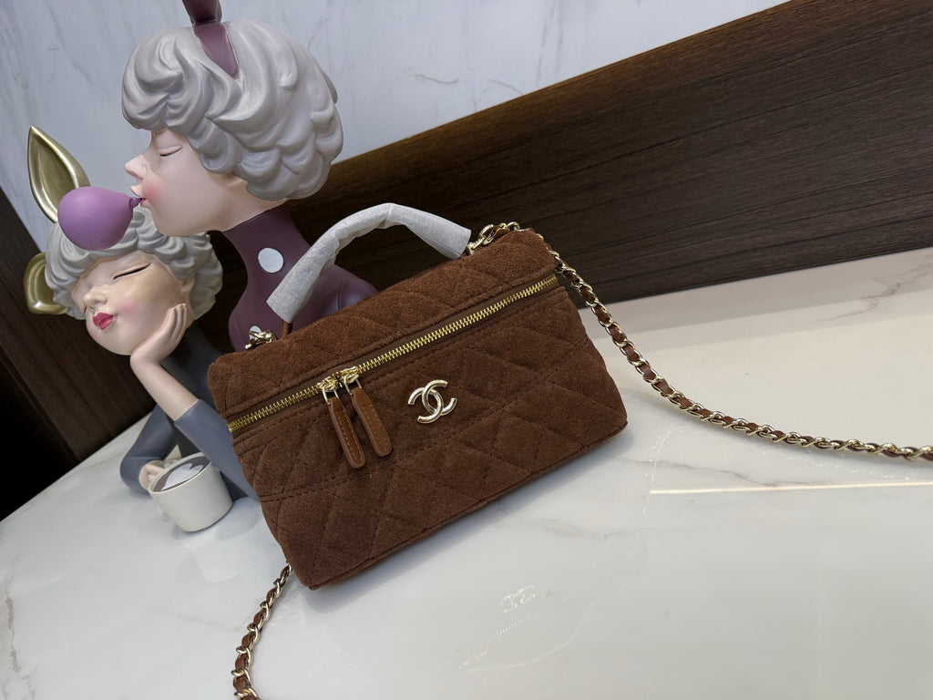 CC Textured Crossbody Bag