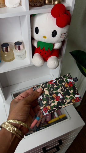 HK Camo Heart Cardholder