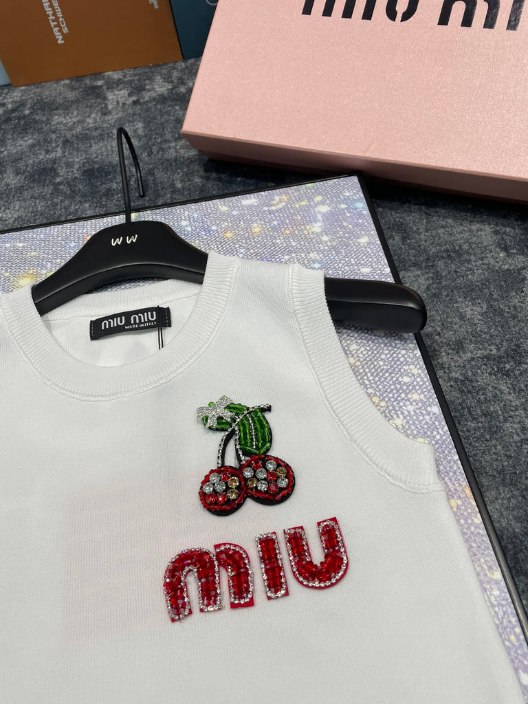 M Cherry Tank