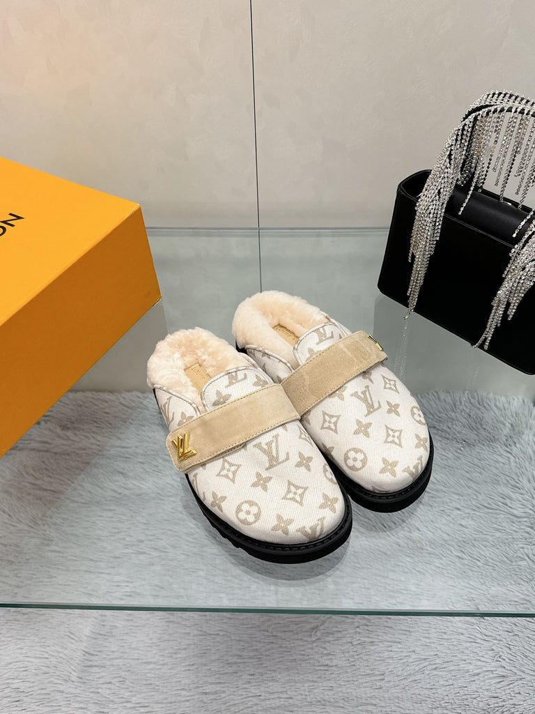 Monogram Louie Clogs