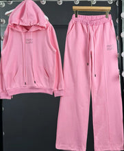 Load image into Gallery viewer, M Sweatsuit