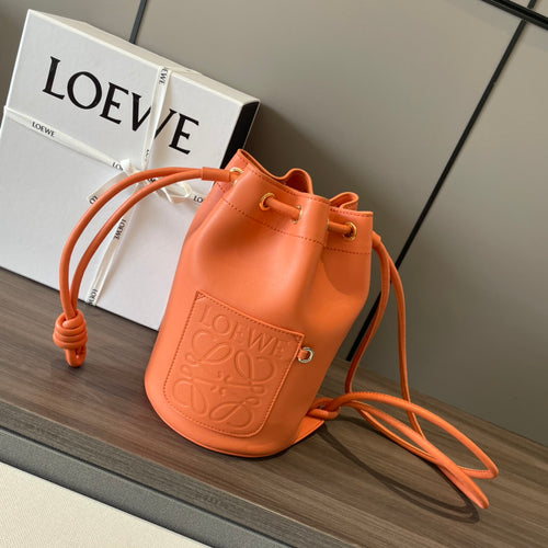 LOE Bucket Bag