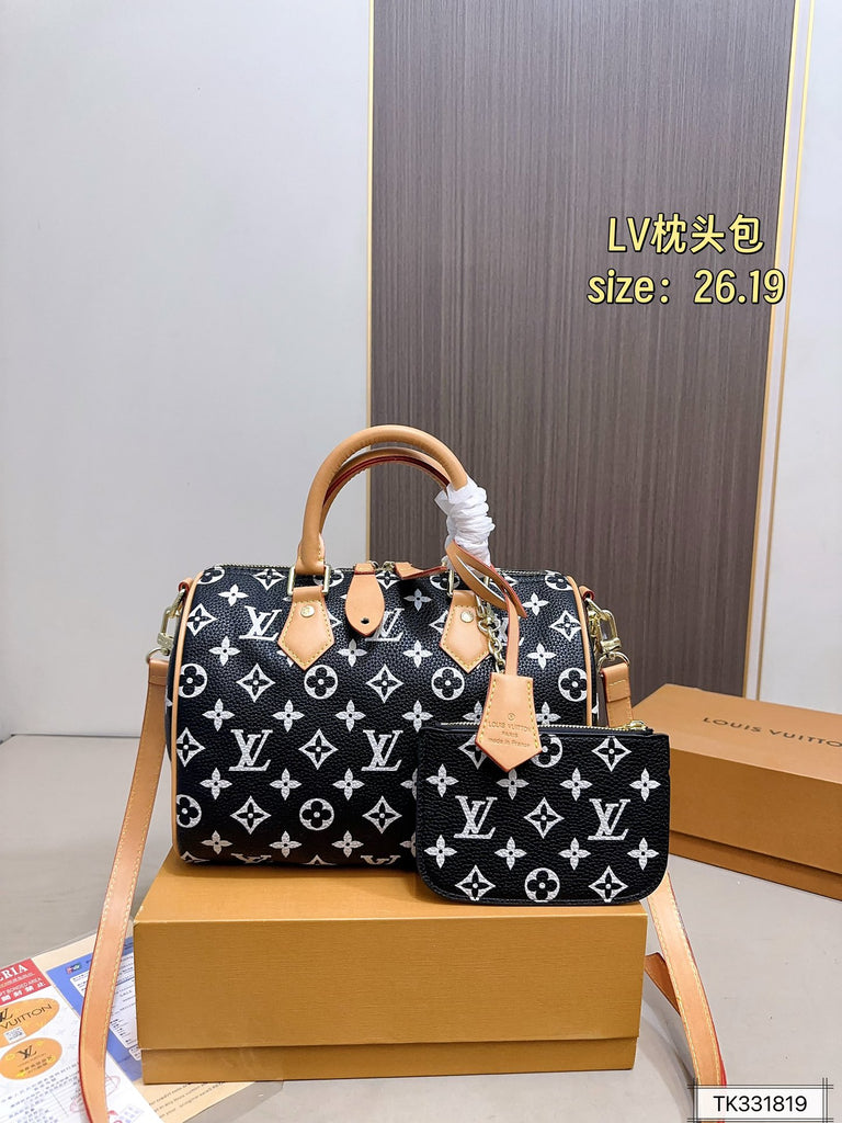 Monogram Speedy