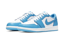 Load image into Gallery viewer, NIKE Dunks